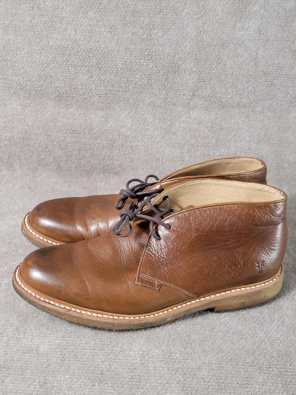 Frye men chukka